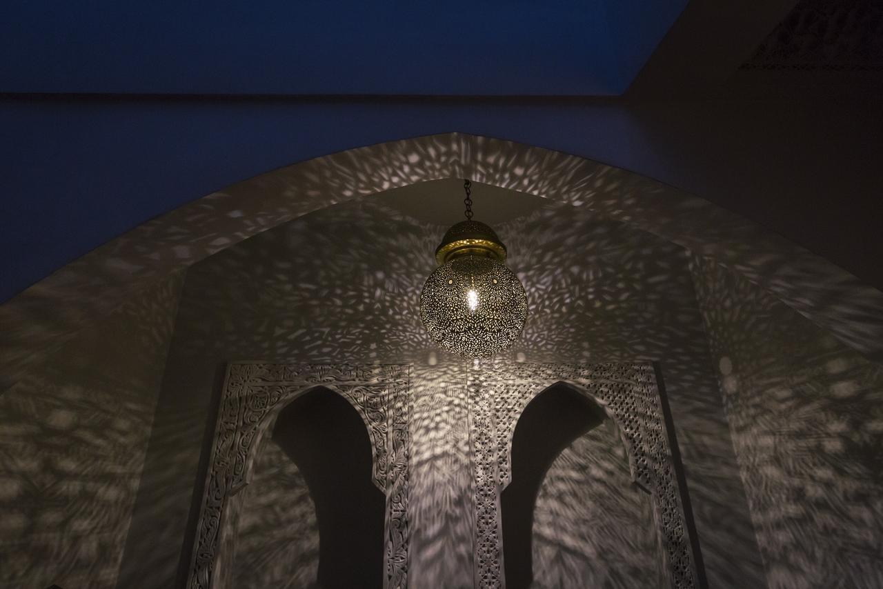 Riad Laly Tourisme Eclaire Le Bijou De La Medina Marrakesch Exterior foto